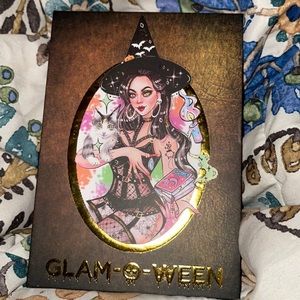 Spoiled Cosmetics x Sydney Nicole palette